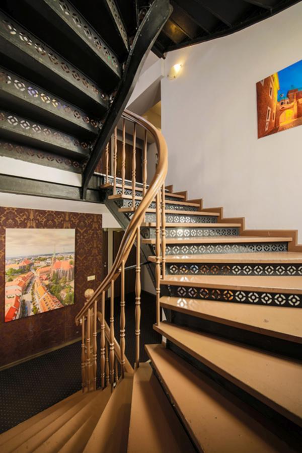 Boogie Deluxe Old Town Wroclaw